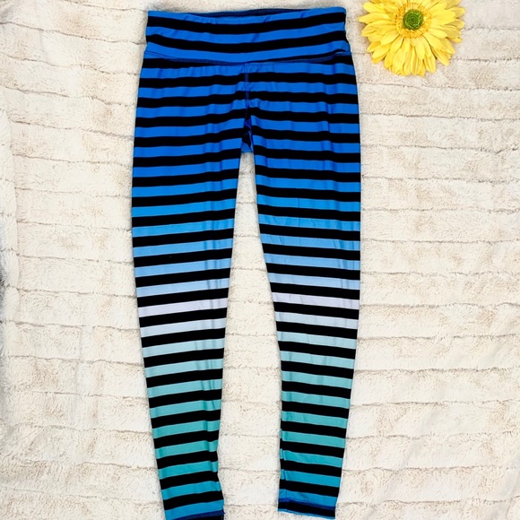 3/$10🙌 Blue Green Ombre Danskin Leggings - S - Picture 3 of 8